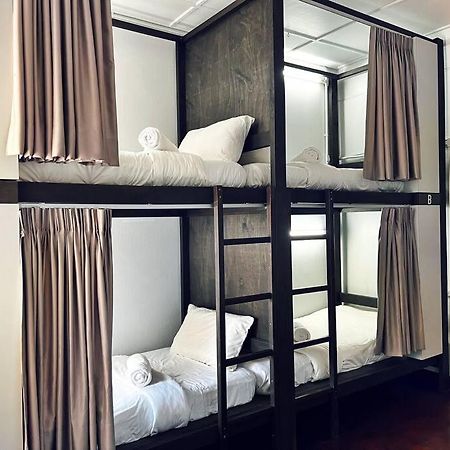 Bunk Puteh Homestay Kuala Terengganu Exteriör bild
