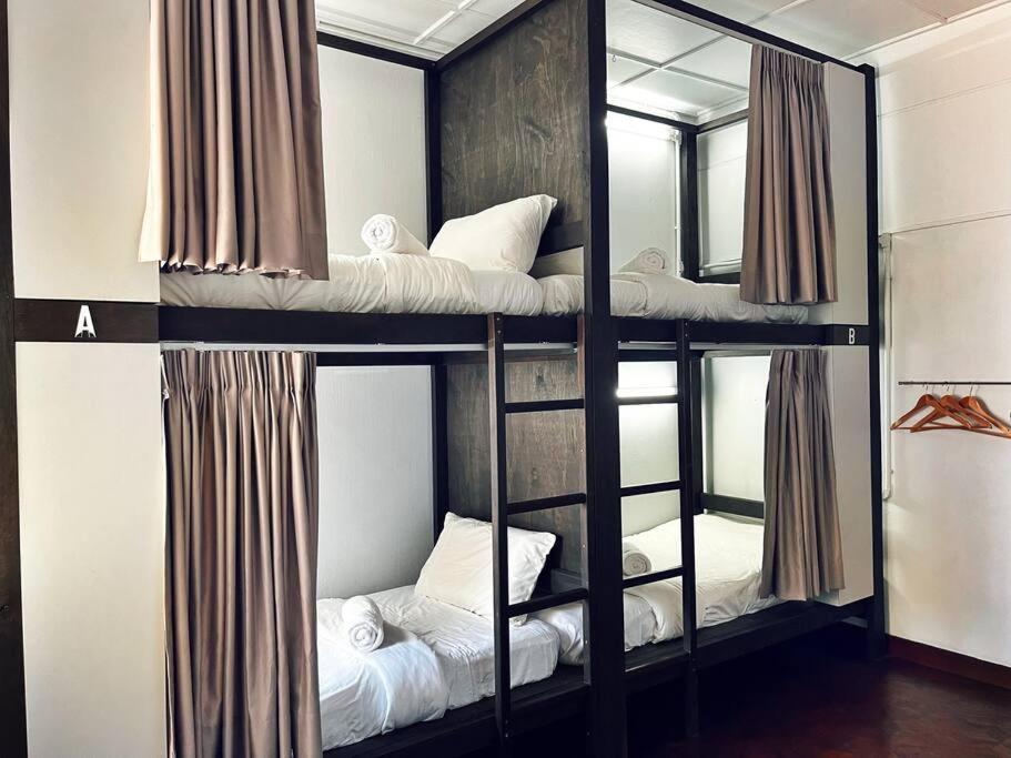 Bunk Puteh Homestay Kuala Terengganu Exteriör bild